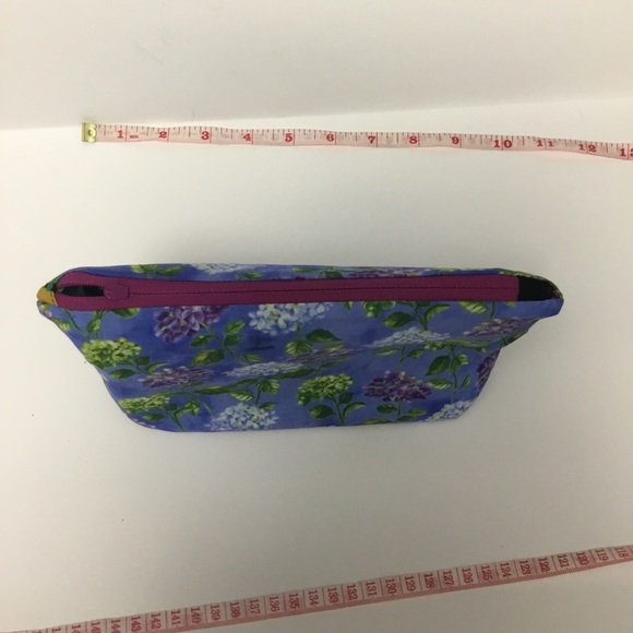 Safari & Hydrangeas Double-Sided Make Up Pouch - Picture 9 of 13